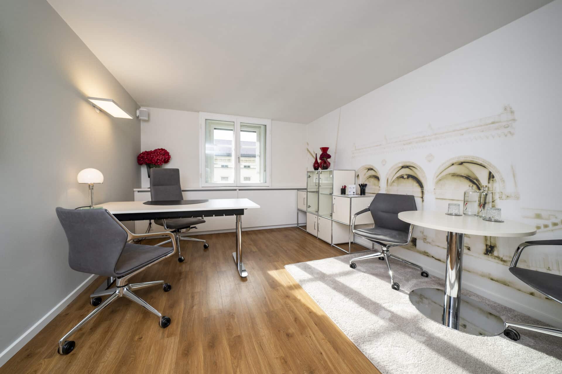 Modernes Einzelbüro im Business Center München